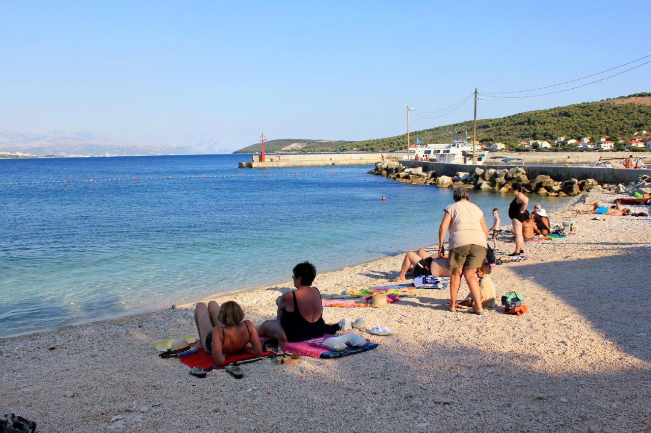 Apartments By The Sea Slatine, Ciovo - 16131 外观 照片