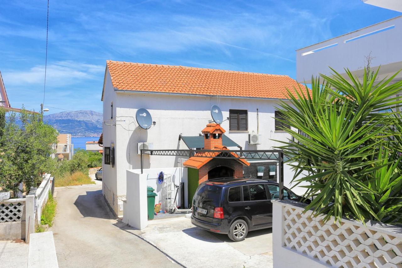 Apartments By The Sea Slatine, Ciovo - 16131 外观 照片