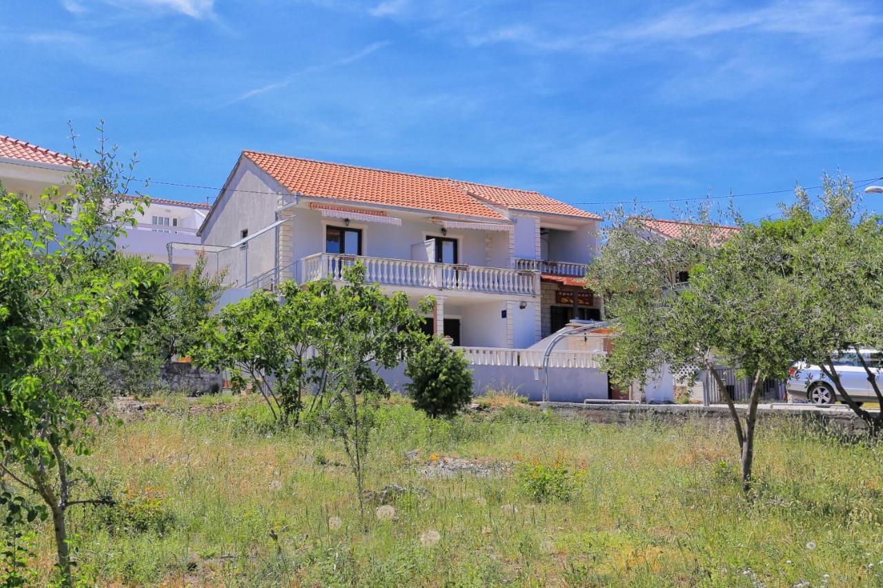 Apartments By The Sea Slatine, Ciovo - 16131 外观 照片