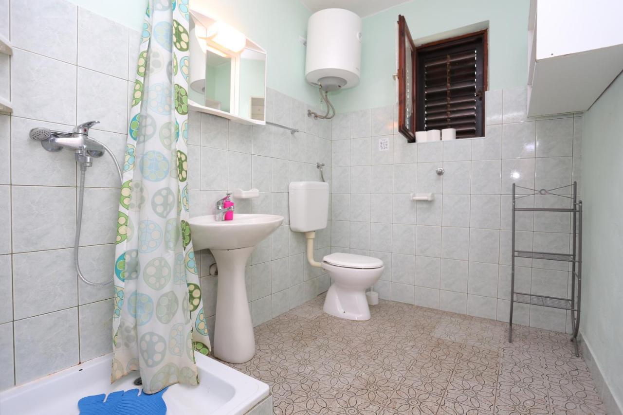 Apartments By The Sea Slatine, Ciovo - 16131 外观 照片