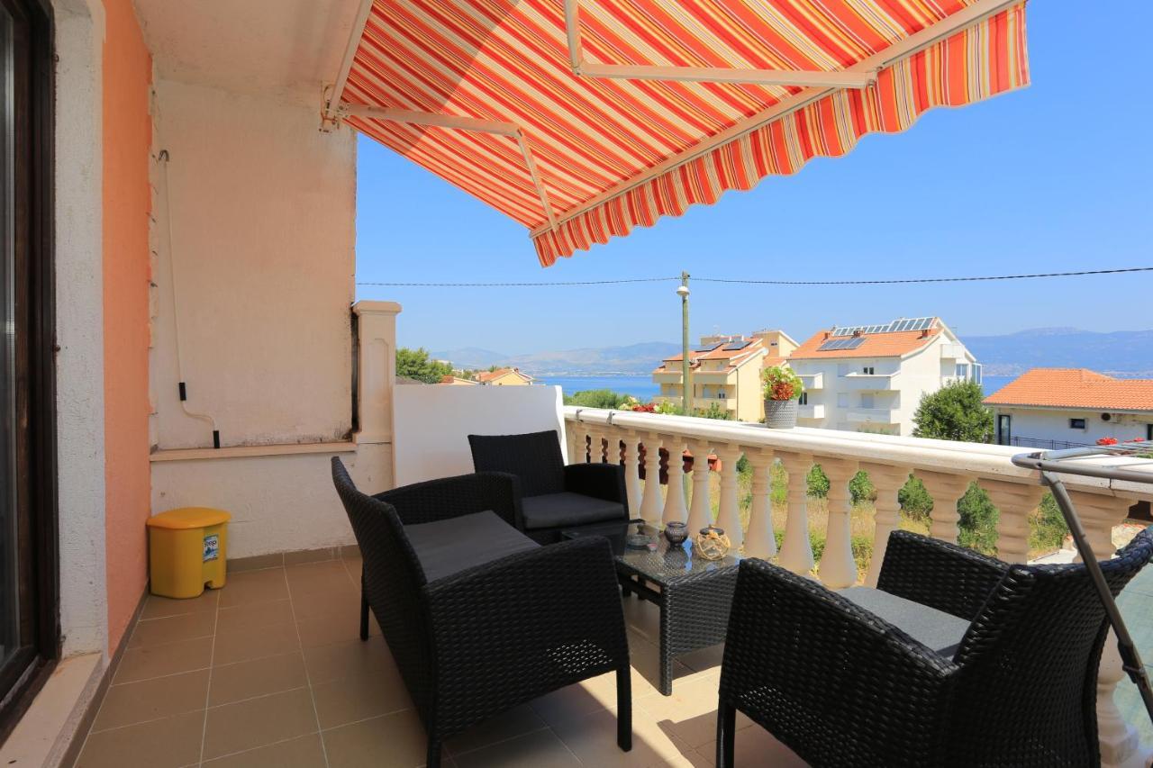 Apartments By The Sea Slatine, Ciovo - 16131 外观 照片